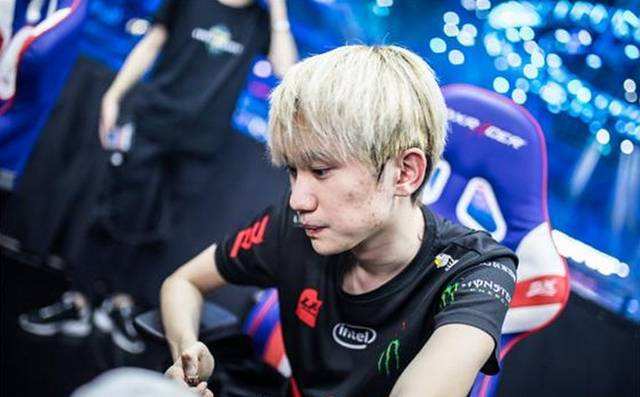 现代足球强 现代足球强