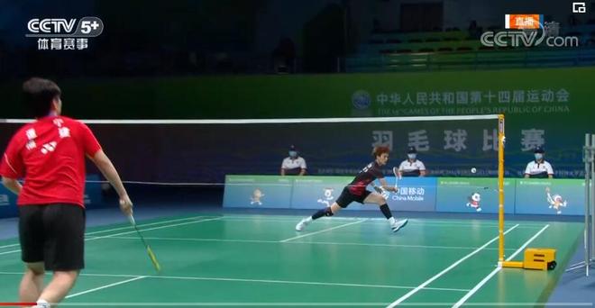 育赛事中引 育赛事中引