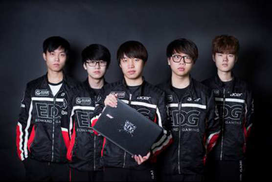 场对战中的 场对战中的