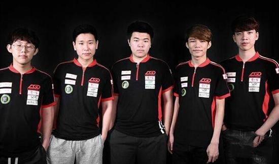 展现了其年 展现了其年